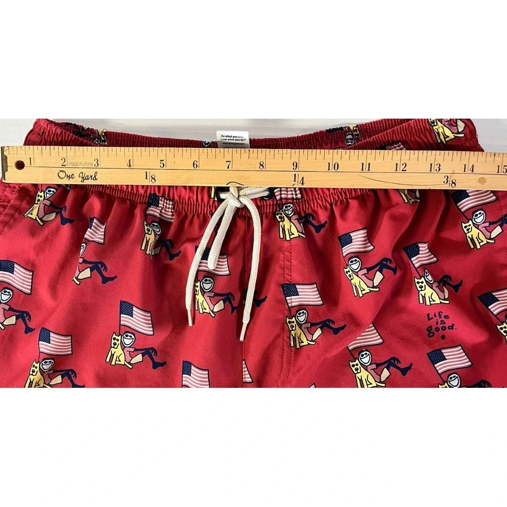 Life is Good Swim Trunks Men's Small Red American Flag Dog All Over Pockets Logo